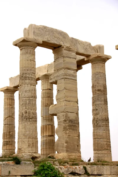 Poseidonin temppeli Etelä-Kreikassa — kuvapankkivalokuva
