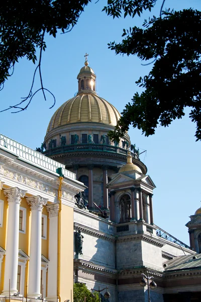 San Pietroburgo, Russia. Cupola della Cattedrale di San Isacco — Foto Stock