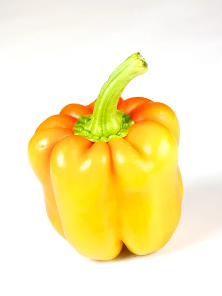 Πορτοκαλί πιπεριά απομονωθεί σε λευκό — Φωτογραφία Αρχείου