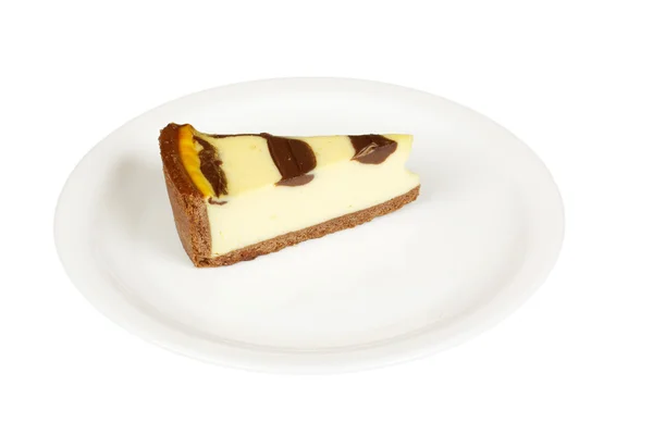 Tarta de queso aislada en blanco — Foto de Stock