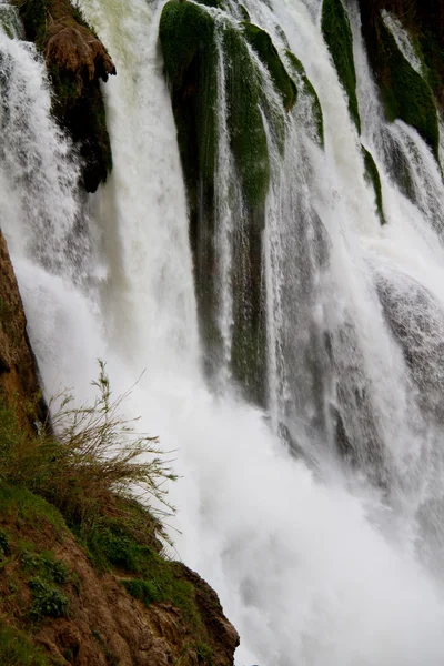 Cachoeira no rio Duden em Antalya, Turquia — Fotografia de Stock