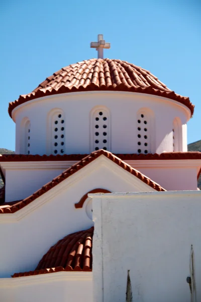 Capilla ortodoxa tradicional griega en la isla de Rodas, Grecia —  Fotos de Stock
