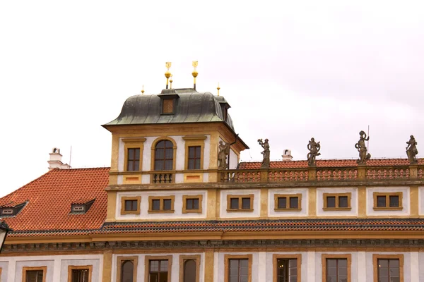 Старая Прага вид на город - старые здания — стоковое фото