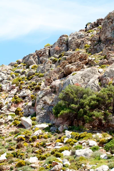 Ψηλά βουνά και βράχους στην Ελλάδα Ρόδου — Φωτογραφία Αρχείου