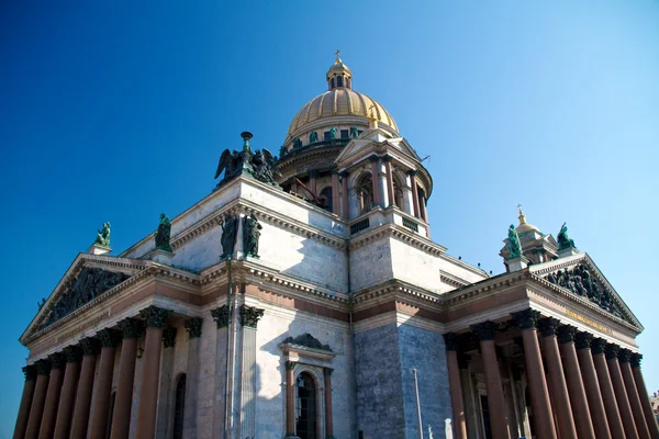 San Petersburgo, Rusia. Cúpula de la Catedral de San Isaac —  Fotos de Stock