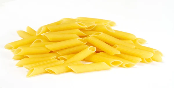Szárított olasz tészta, a fehér háttér — Stock Fotó