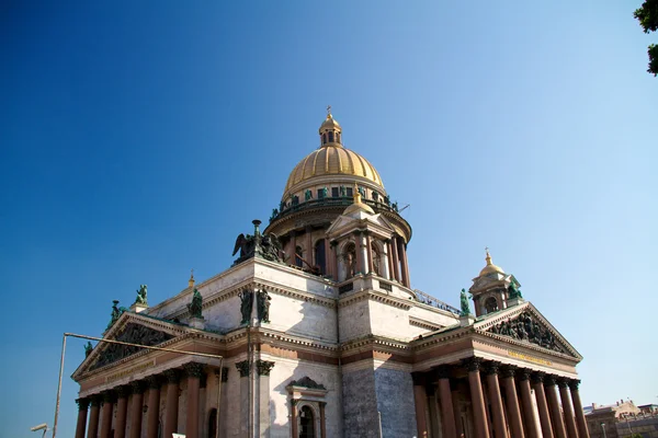 Petrohrad, Rusko. kupole katedrály je st.isaac — Stock fotografie