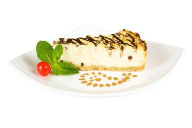 gurme dilim beyaz zemin üzerine cheesecake