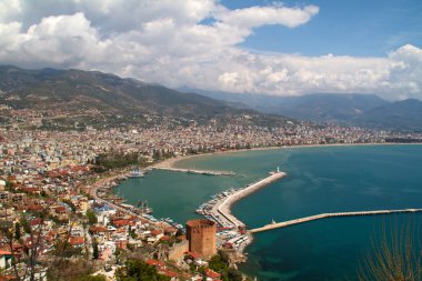 Alanya Şehir hill, deniz kıyısında, Türkiye