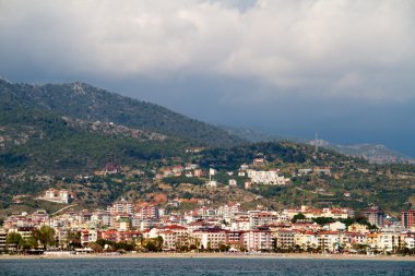 Alanya Şehir hill, deniz kıyısında, Türkiye