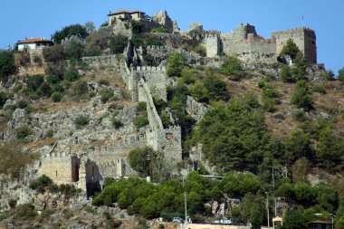 Port alanya ve kırmızı tuğla Kulesi