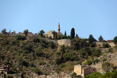 Port alanya ve kırmızı tuğla Kulesi