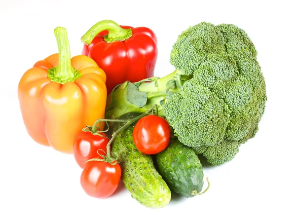 Biber, brokoli, domates, kiraz, salatalık — Stok fotoğraf