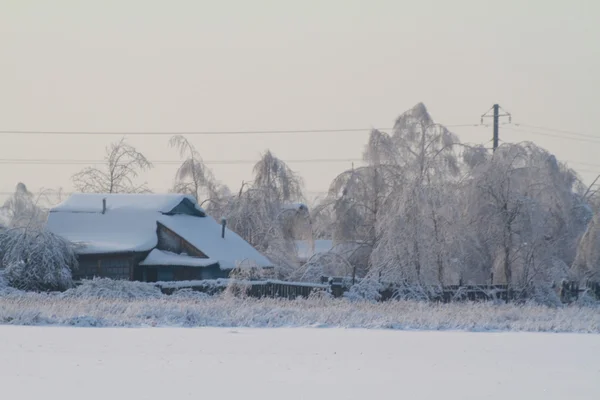 Zimą wieś na wybrzeżu — Zdjęcie stockowe