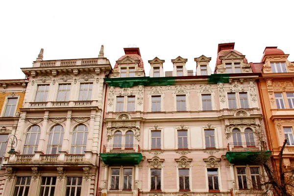Famous spa resort Karlovy Vary aka Karlsbad — Stock Photo, Image