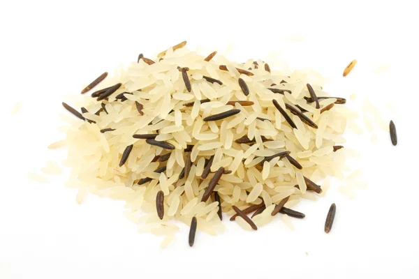 Avslutning av lang ris blandet med villris – stockfoto