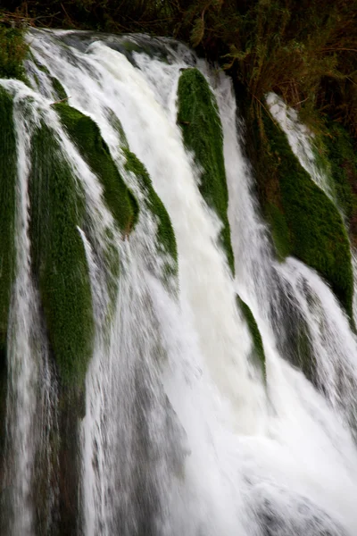 Vízesés a Duden folyón Antalya, Törökország — Stock Fotó