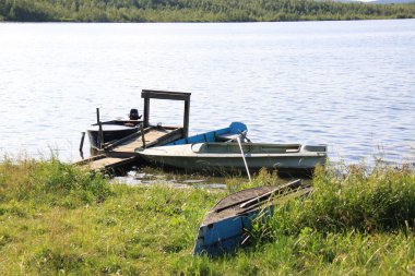 Yaz manzara. Ural Dağları Nehri