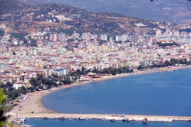 Port alanya ve kırmızı tuğla Kulesi