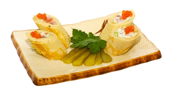 Παραδοσιακά το σούσι ιαπωνικό γεύμα σε λευκό φόντο — Φωτογραφία Αρχείου