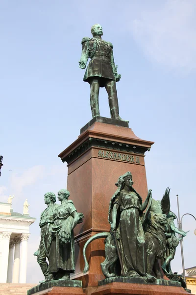 Statyn alexander ii i Helsingfors finland在芬兰赫尔辛基的雕像亚历山大 ii — 图库照片