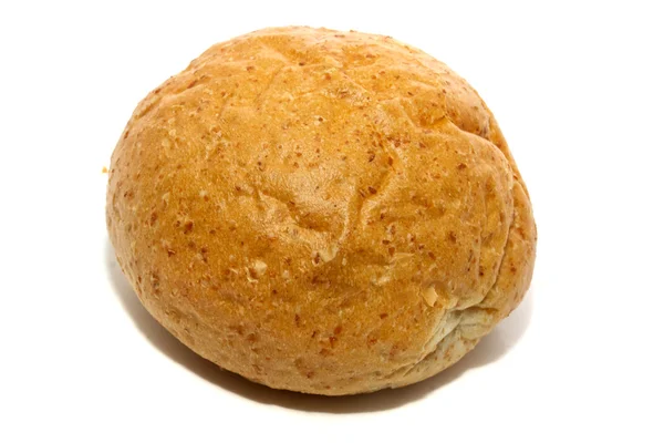 Καρβέλι ψωμί και ψωμάκια που απομονώνονται σε λευκό — Φωτογραφία Αρχείου