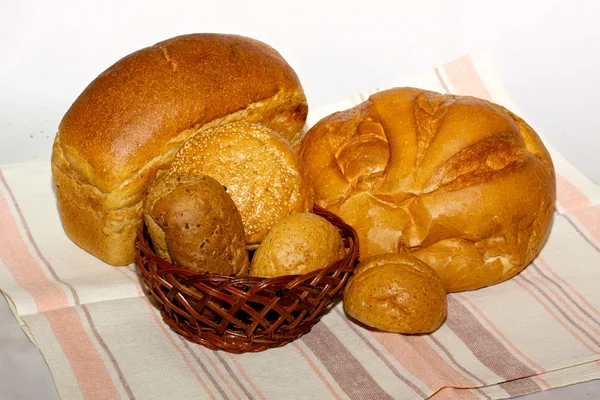 Assortiment gebakken brood — Stockfoto