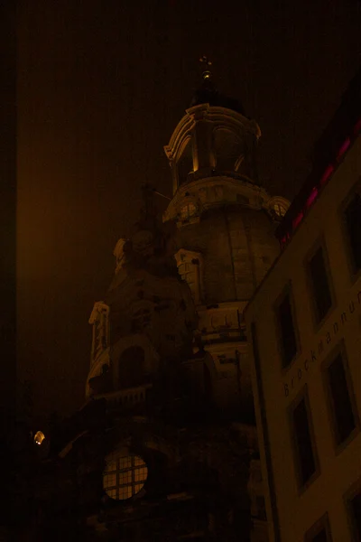 Dresden om natten, Tyskland – stockfoto