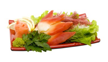 hazırlanan ve lezzetli sushi, sashimi