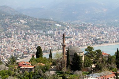 Alanya Şehir hill, deniz kıyısında, Türkiye