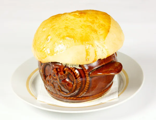 Zupy w garnku chleb na na białym tle — Zdjęcie stockowe