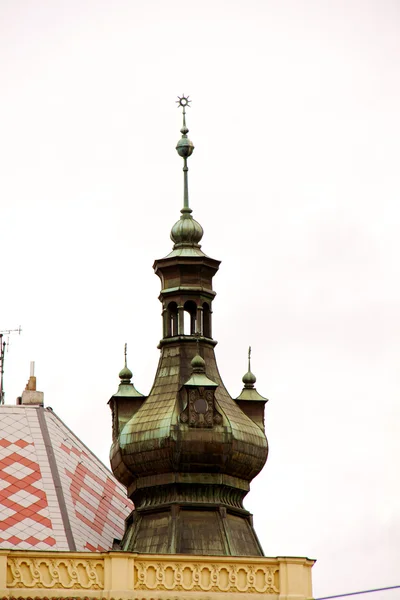 Vista antiga da cidade de Praga - edifícios antigos — Fotografia de Stock