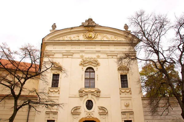 Vieille ville de Prague - bâtiments anciens — Photo