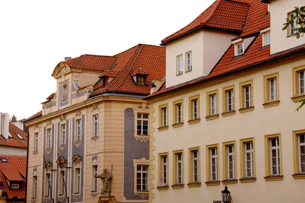 Old Prague city view - old buildings — Stock Photo, Image