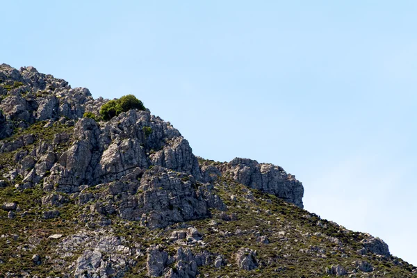 Высокие горы и скалы Греции — стоковое фото