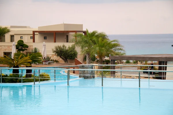 Swimming pool at luxury villa, Rhodes Greece — Stock Photo, Image