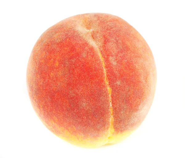 Full persika isolerad på vit bakgrund — Stockfoto
