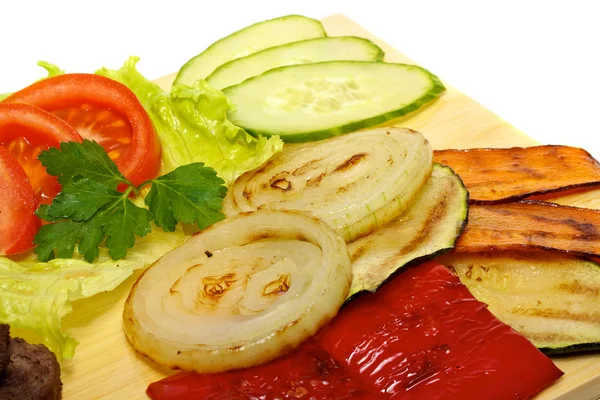 揚げ野菜のサラダ焼き肉 — ストック写真