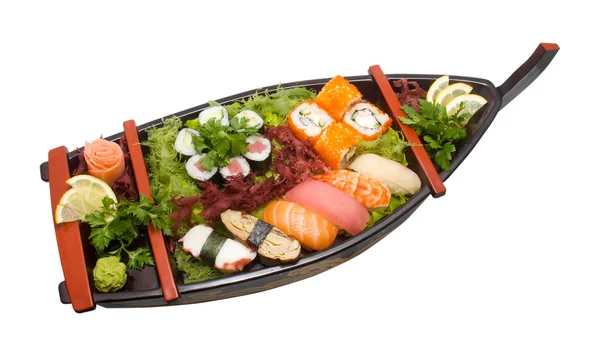 Sushi set - maki sushi ve nigiri suşi farklı — Stok fotoğraf