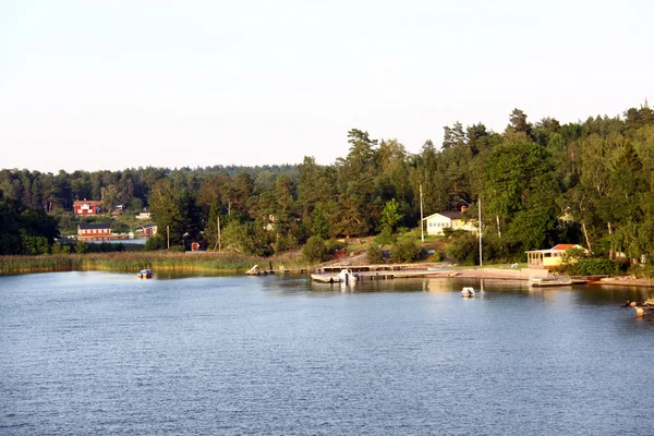 Lonely island i Sverige skärgården — Stockfoto