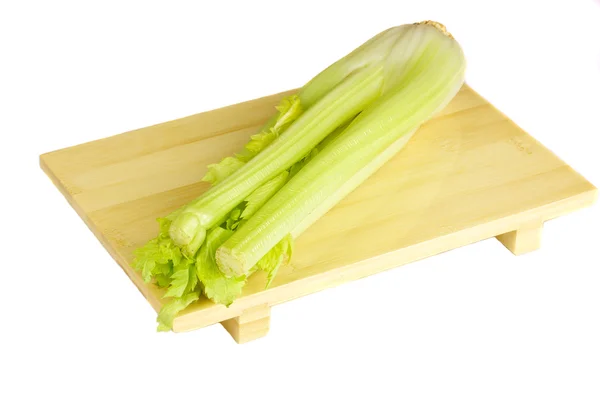 Čerstvé a zdravé ekologické celer na dřevěný stůl stanice — Stock fotografie
