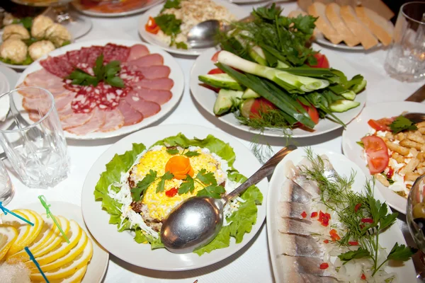 Food at banquet table — Stock Photo, Image