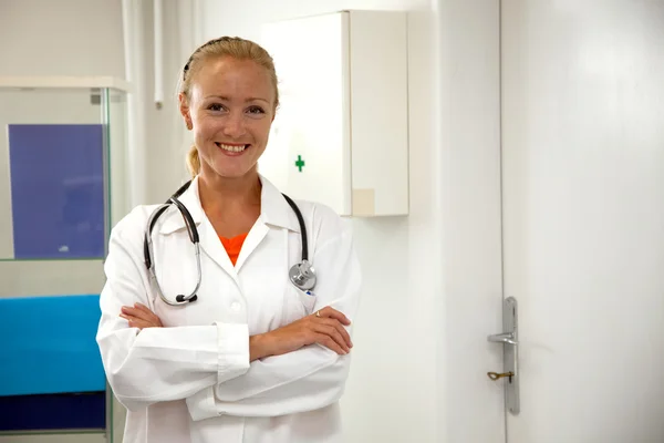 Profesional médico femenino —  Fotos de Stock