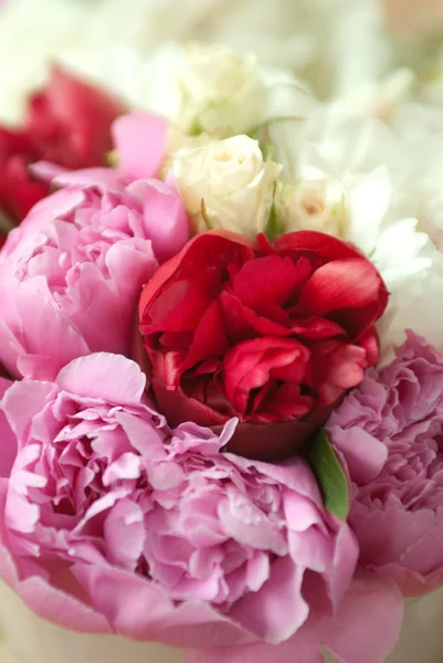 Svatební kytice lučních květin — Stock fotografie
