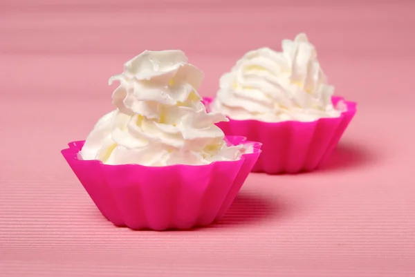 Two portions of whipped cream — Stock Photo, Image