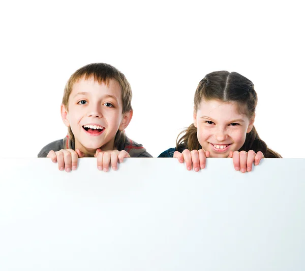 Zwei lächelnde Kinder — Stockfoto