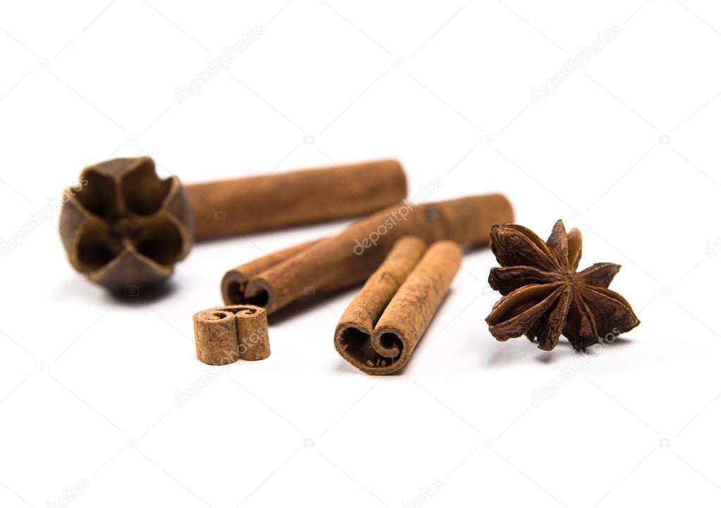 Star anise with cinnamon sticks