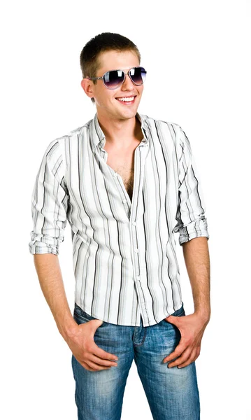 Młodzieniec w okularach przeciwsłonecznych — Zdjęcie stockowe