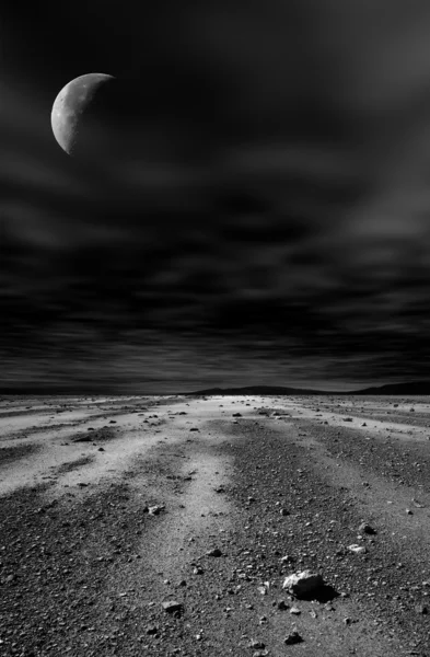 Noční kamenitá poušť. — Stock fotografie
