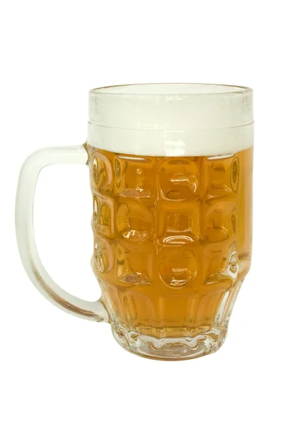 Bier in beker — Stockfoto
